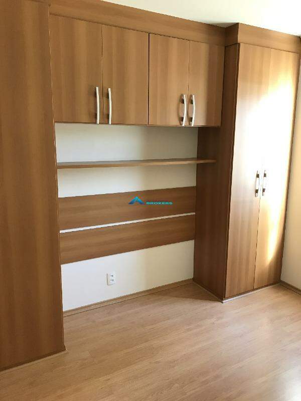 Apartamento à venda com 2 quartos, 66m² - Foto 7