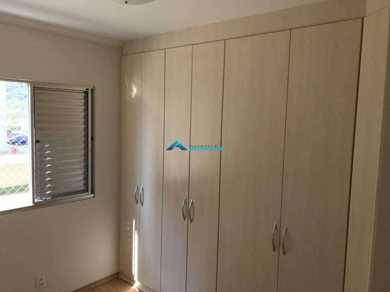 Apartamento à venda com 2 quartos, 66m² - Foto 11