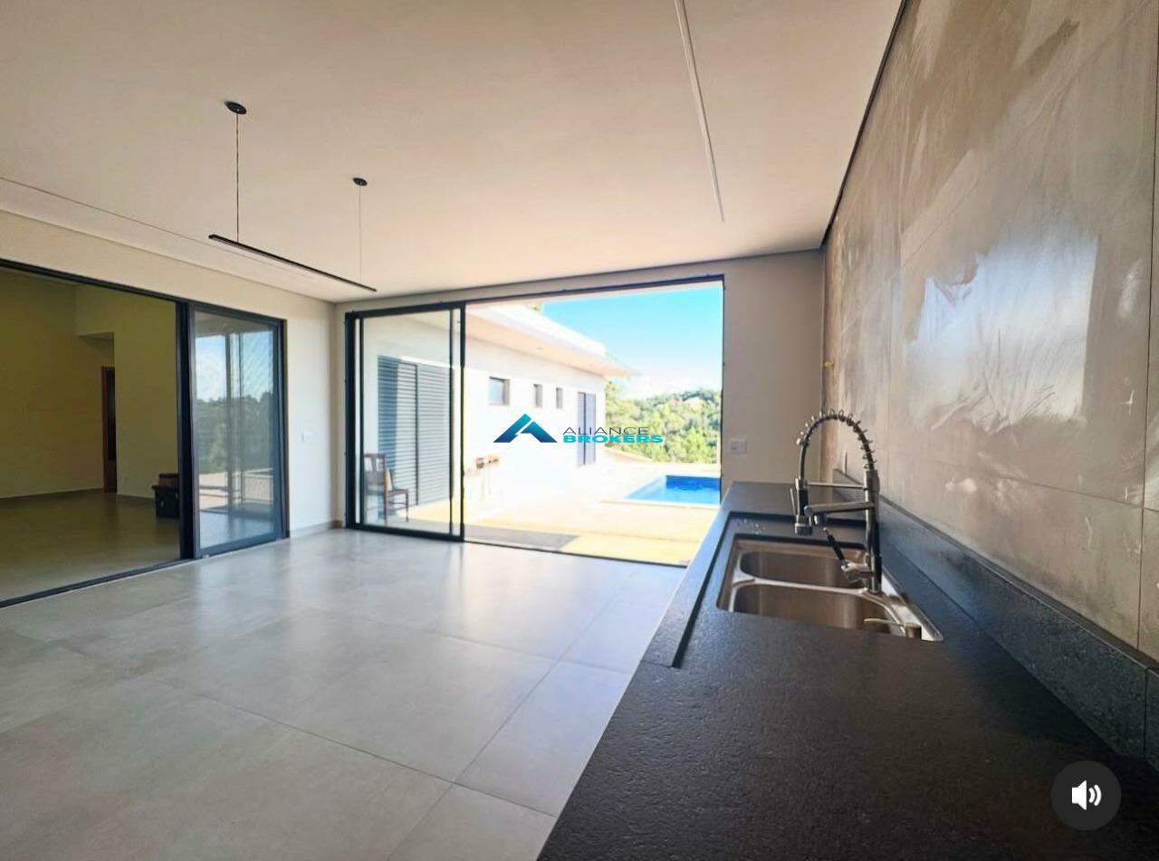 Casa de Condomínio à venda com 3 quartos, 250m² - Foto 7