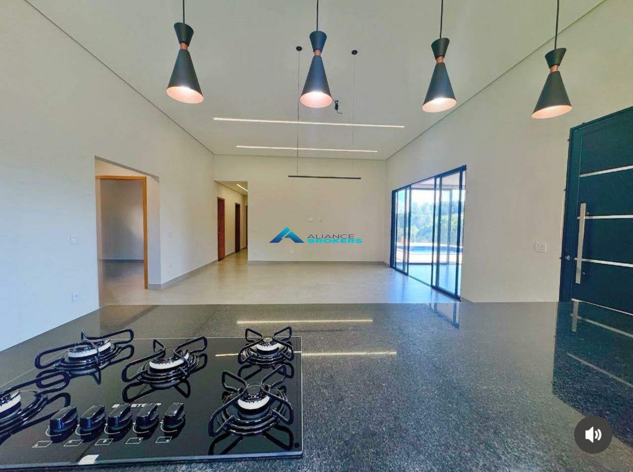 Casa de Condomínio à venda com 3 quartos, 250m² - Foto 3