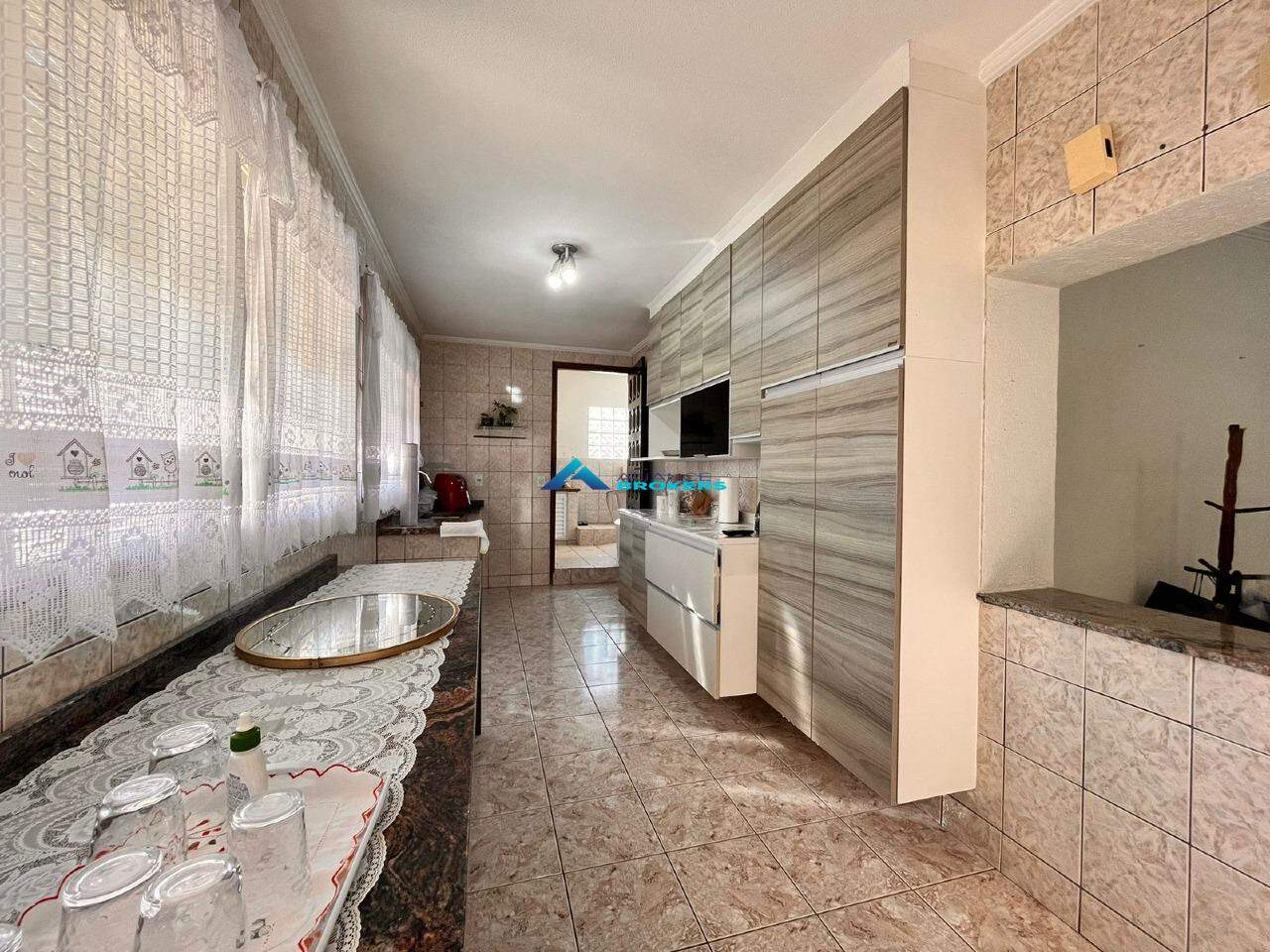 Casa, 3 quartos, 264 m² - Foto 10