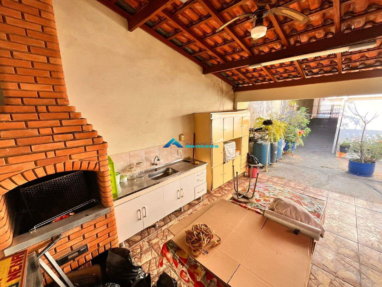 Casa, 3 quartos, 264 m² - Foto 25