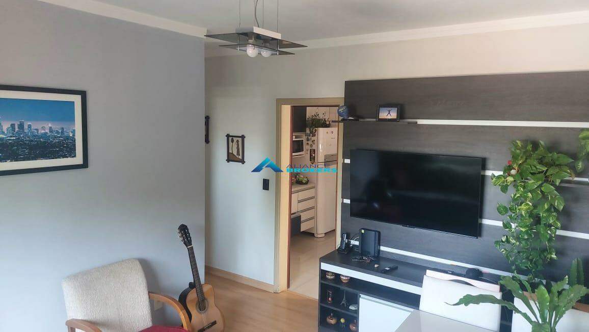 Apartamento à venda com 2 quartos, 55m² - Foto 3