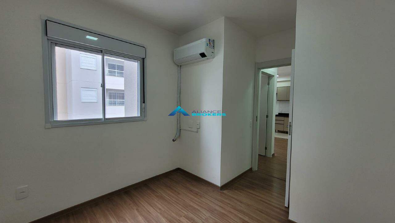 Apartamento à venda com 2 quartos, 44m² - Foto 15