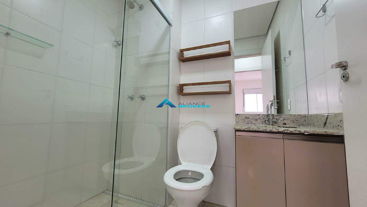 Apartamento à venda com 2 quartos, 44m² - Foto 21