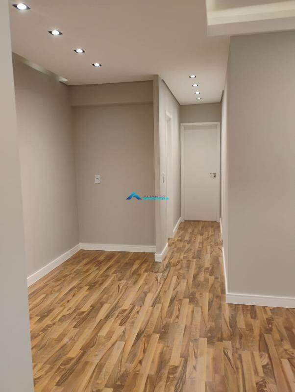 Apartamento à venda com 2 quartos, 58m² - Foto 10