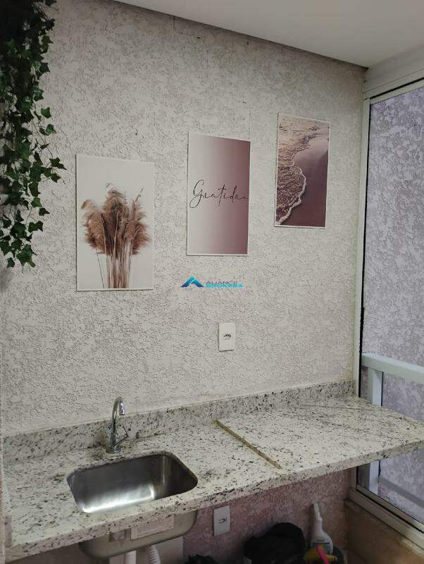 Apartamento à venda com 2 quartos, 58m² - Foto 4