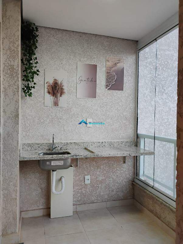 Apartamento à venda com 2 quartos, 58m² - Foto 1