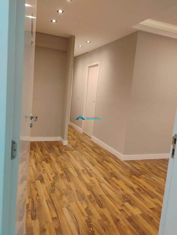 Apartamento à venda com 2 quartos, 58m² - Foto 13