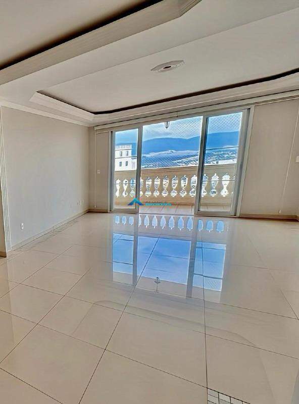 Apartamento para alugar com 3 quartos, 157m² - Foto 3