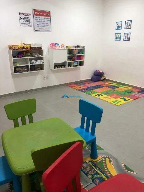 Apartamento à venda com 2 quartos, 74m² - Foto 19