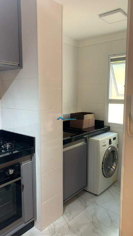 Apartamento à venda com 2 quartos, 74m² - Foto 3