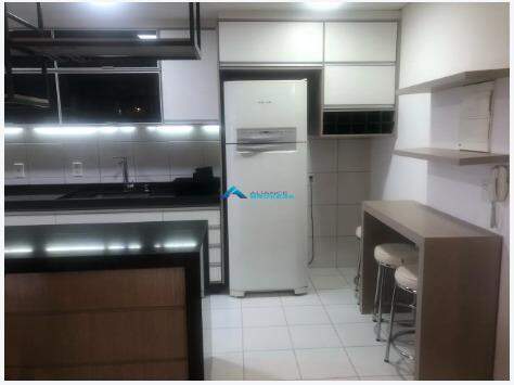 Apartamento para alugar com 3 quartos, 131m² - Foto 4