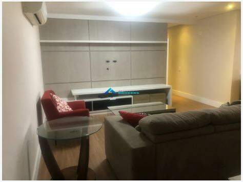 Apartamento para alugar com 3 quartos, 131m² - Foto 2