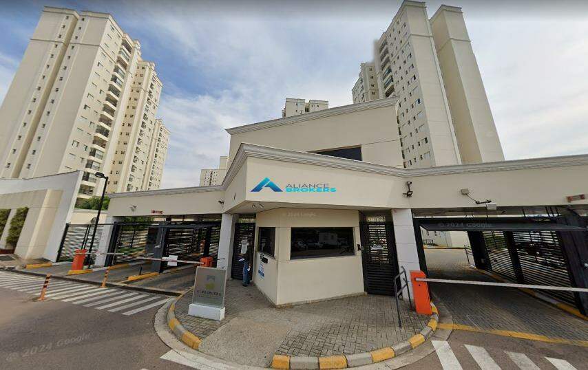 Apartamento para alugar com 3 quartos, 131m² - Foto 1