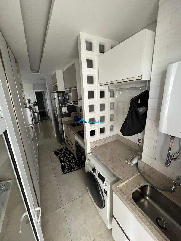 Apartamento à venda com 3 quartos, 88m² - Foto 11
