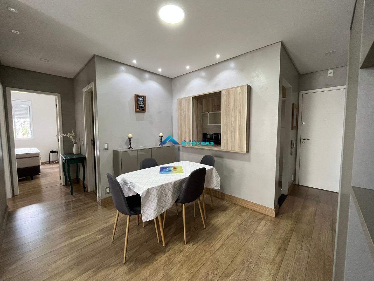 Apartamento à venda com 2 quartos, 66m² - Foto 9