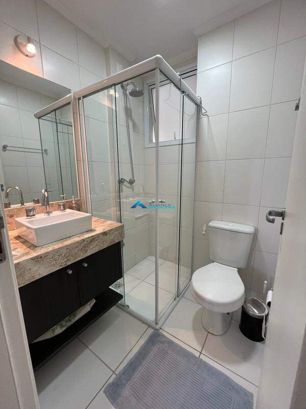 Apartamento à venda com 2 quartos, 66m² - Foto 14
