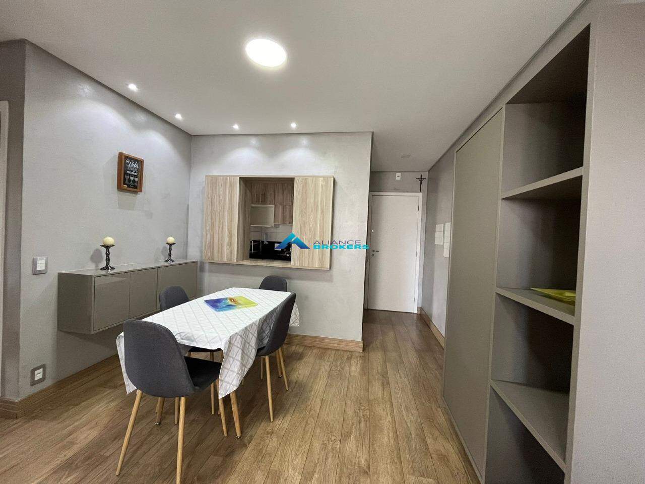 Apartamento à venda com 2 quartos, 66m² - Foto 7