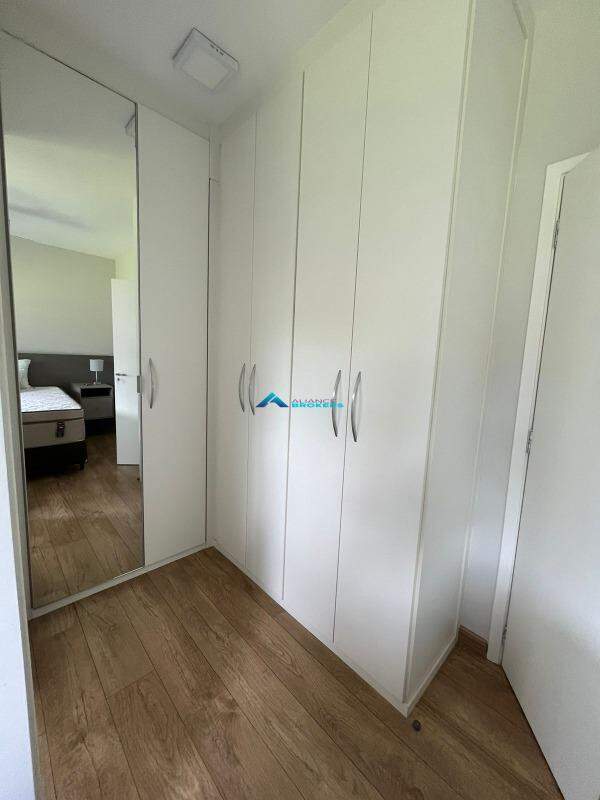 Apartamento à venda com 2 quartos, 66m² - Foto 18