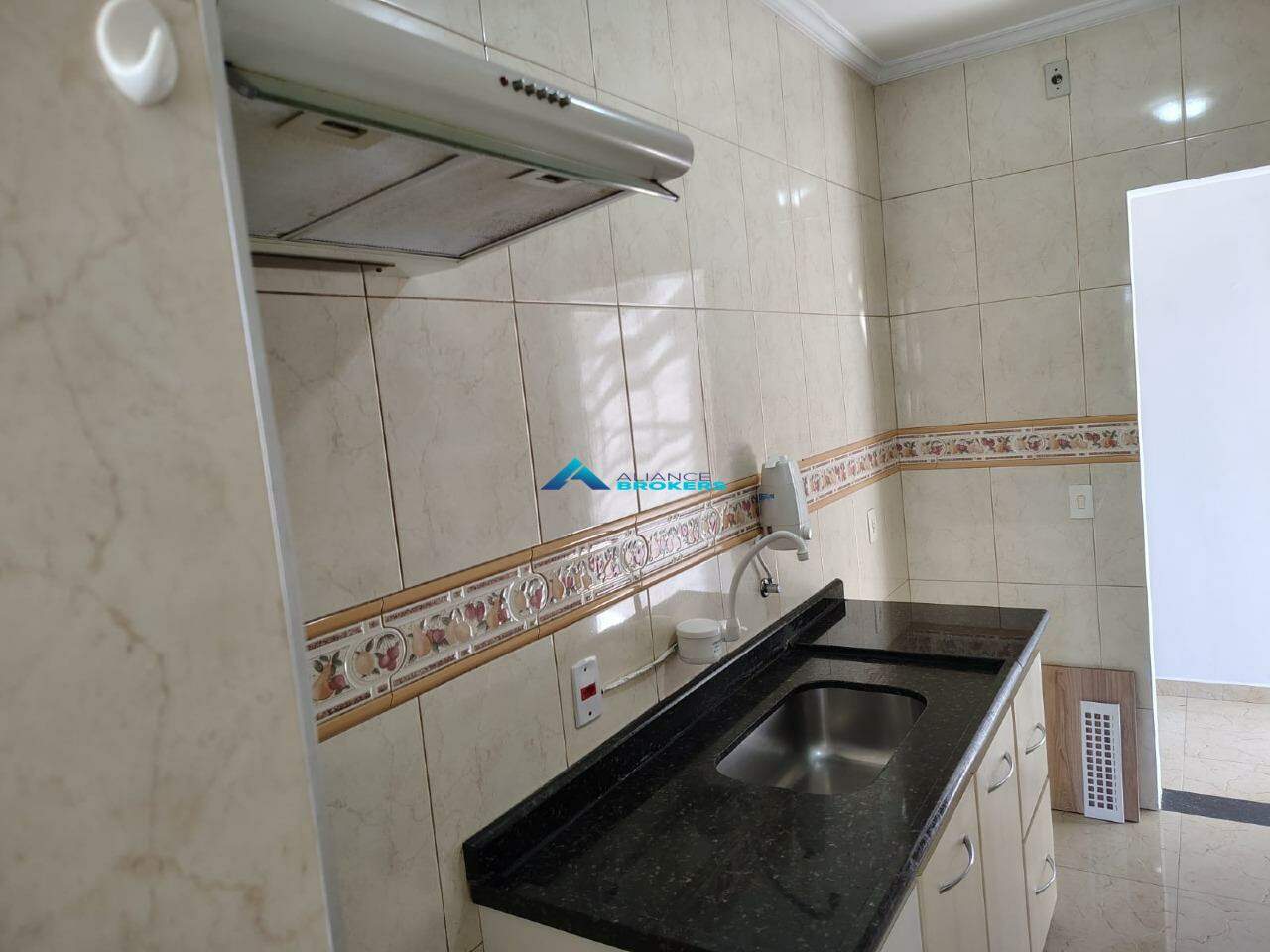 Apartamento à venda com 3 quartos, 76m² - Foto 6