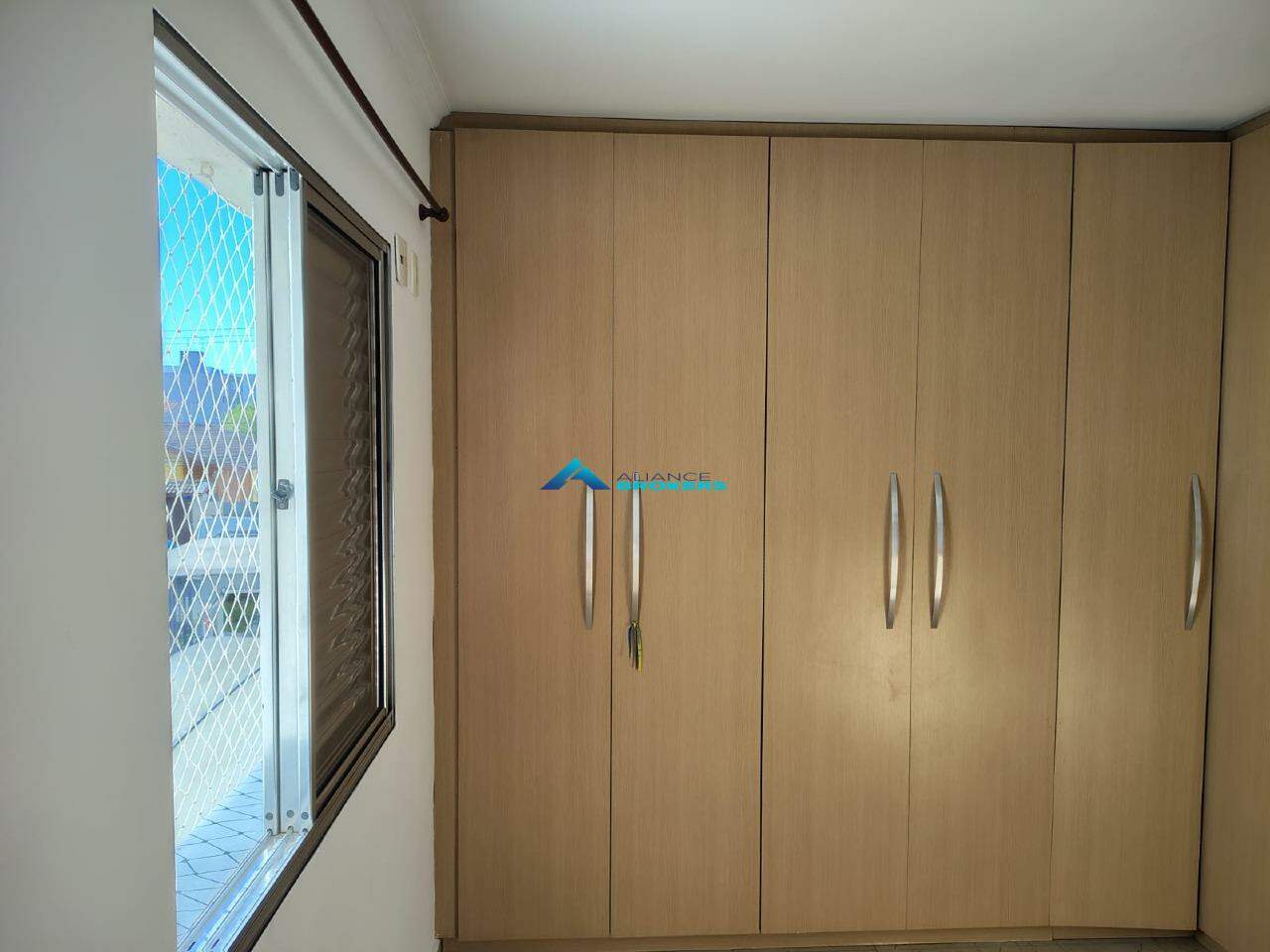 Apartamento à venda com 3 quartos, 76m² - Foto 12