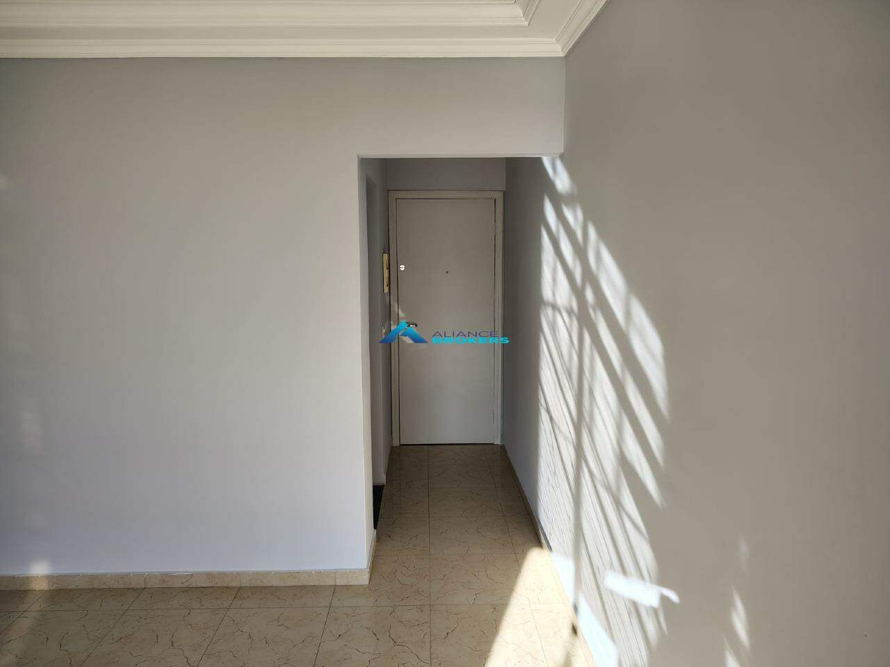 Apartamento à venda com 3 quartos, 76m² - Foto 5
