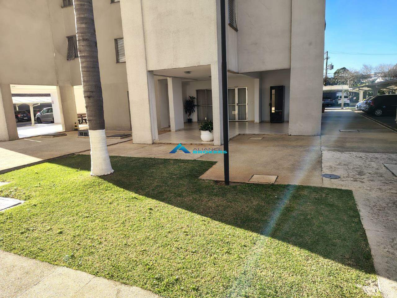 Apartamento à venda com 3 quartos, 76m² - Foto 21