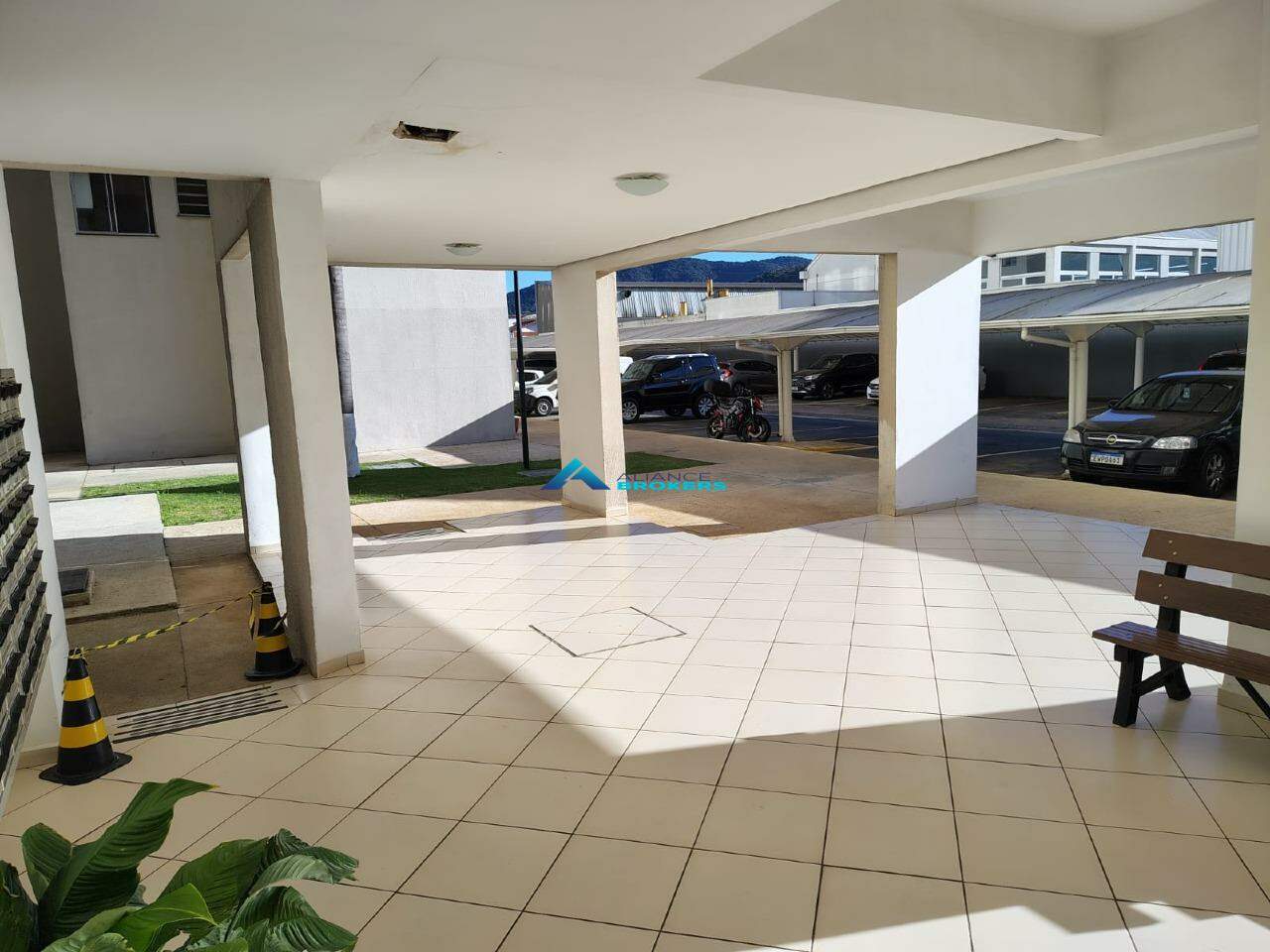 Apartamento à venda com 3 quartos, 76m² - Foto 18