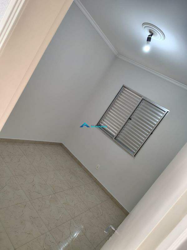 Apartamento à venda com 3 quartos, 76m² - Foto 14