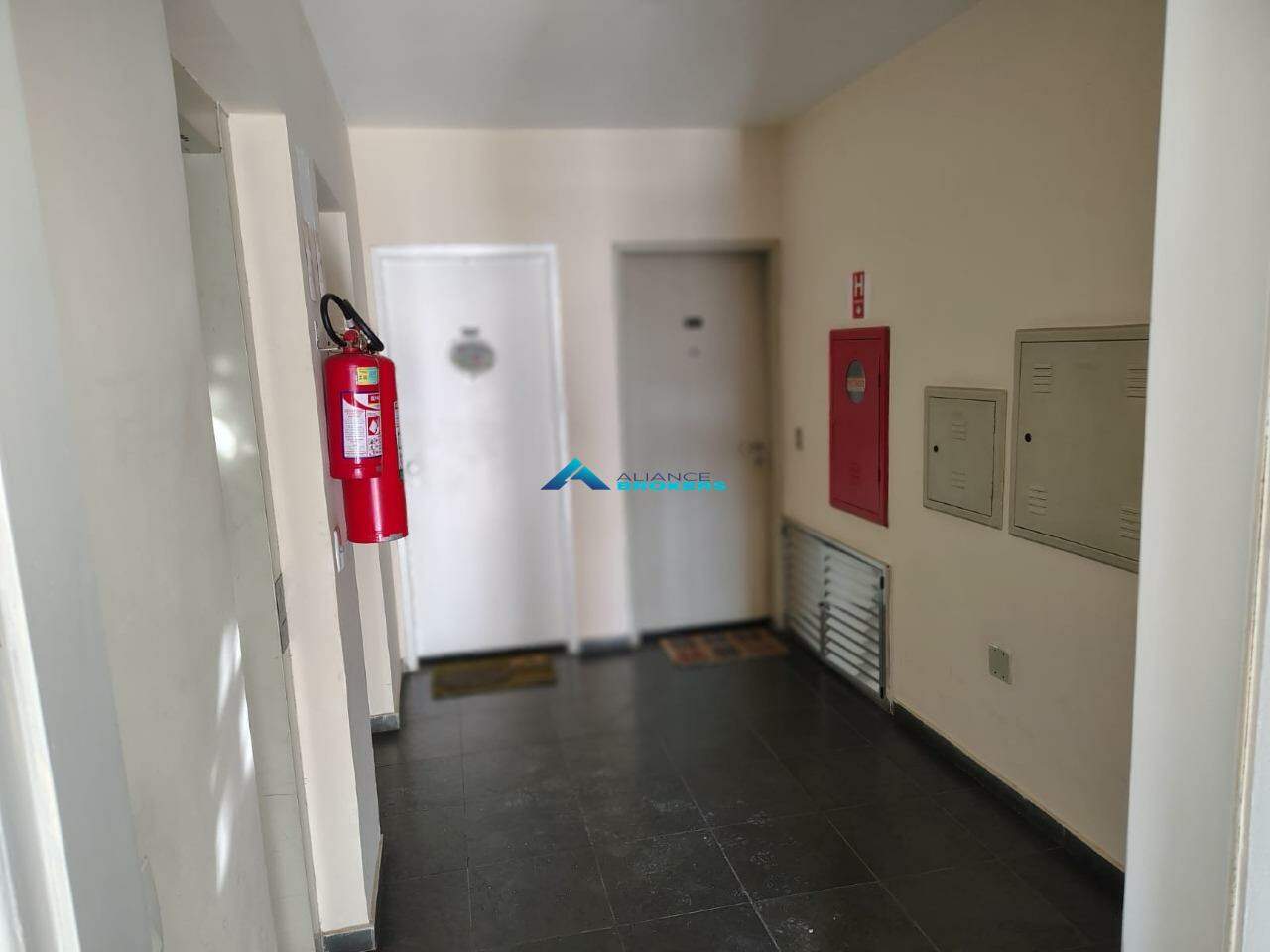 Apartamento à venda com 3 quartos, 76m² - Foto 24