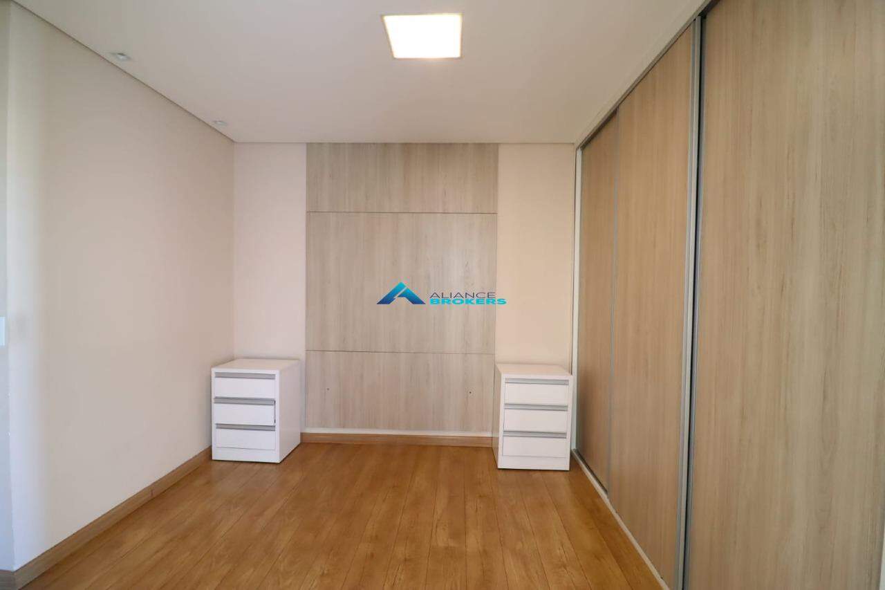 Apartamento à venda com 3 quartos, 83m² - Foto 19