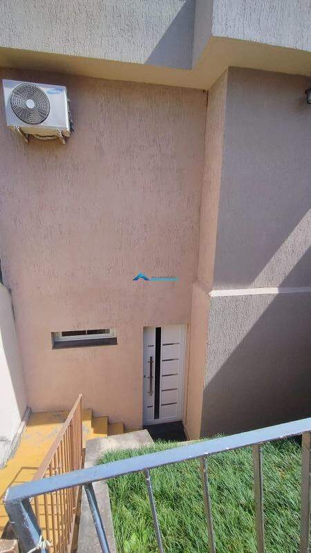 Casa, 4 quartos, 270 m² - Foto 15