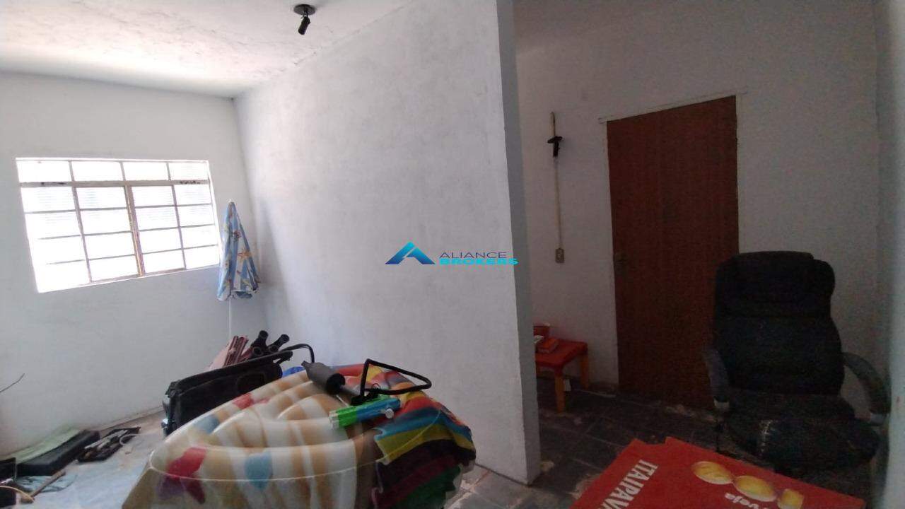 Casa, 4 quartos, 270 m² - Foto 7