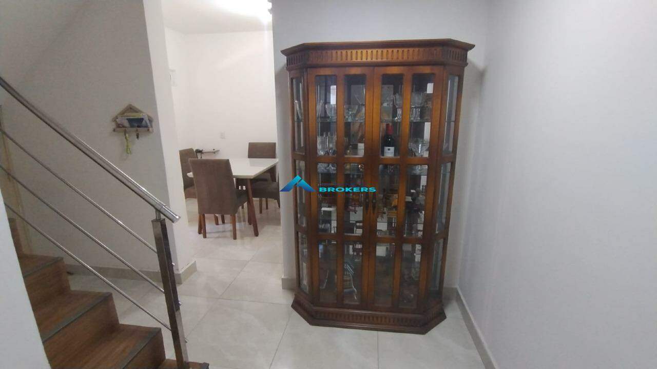 Casa, 4 quartos, 270 m² - Foto 14