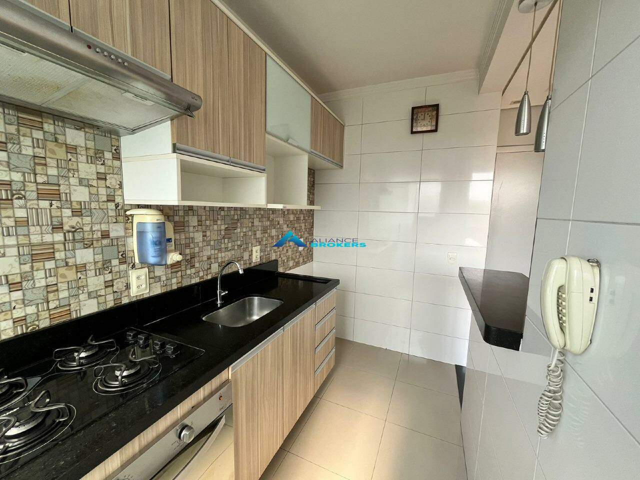 Apartamento à venda com 2 quartos, 52m² - Foto 11