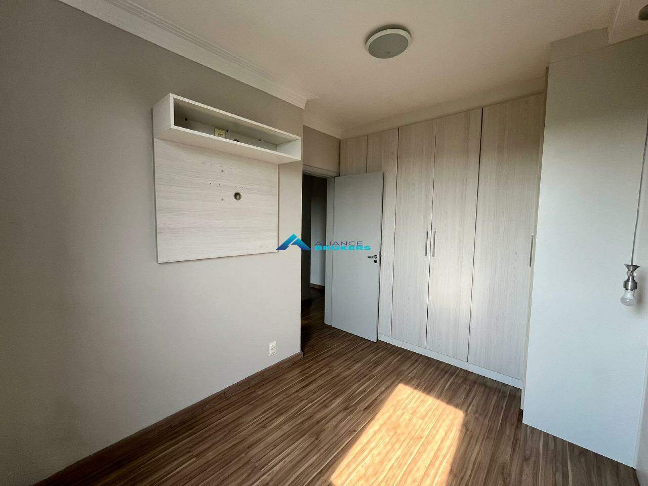 Apartamento à venda com 2 quartos, 52m² - Foto 24