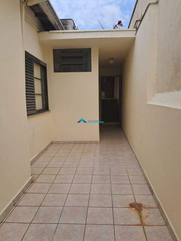Casa à venda com 2 quartos, 211m² - Foto 7