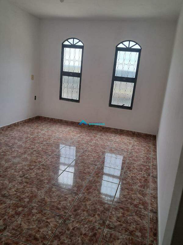 Casa à venda com 2 quartos, 211m² - Foto 9