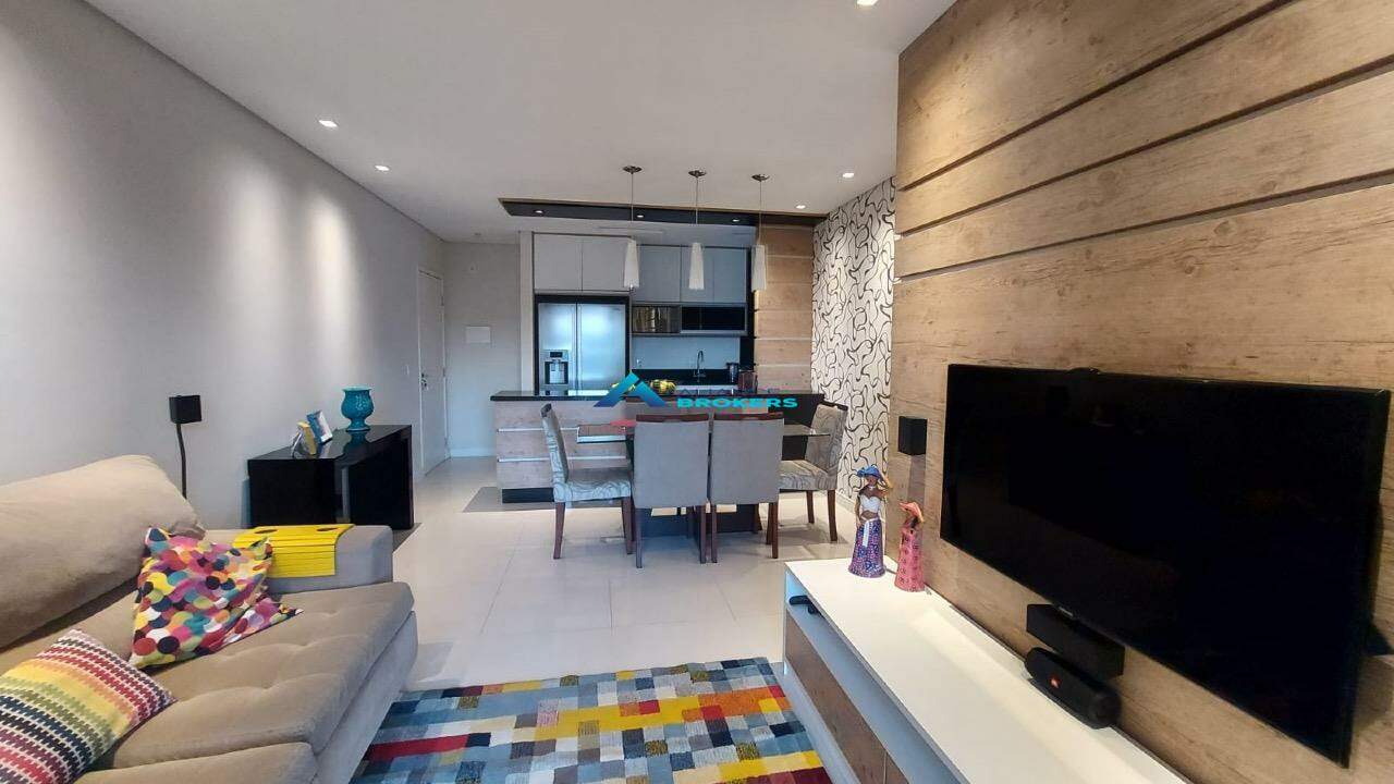 Apartamento à venda com 3 quartos, 83m² - Foto 19
