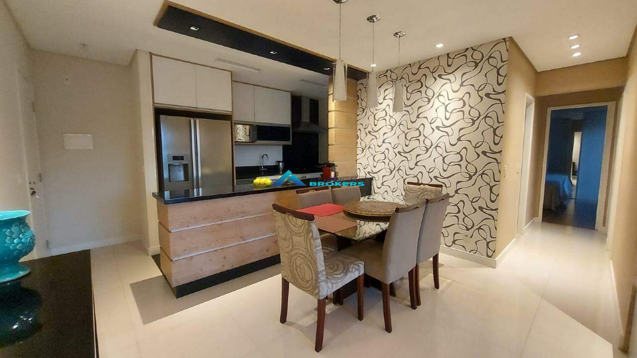 Apartamento à venda com 3 quartos, 83m² - Foto 7