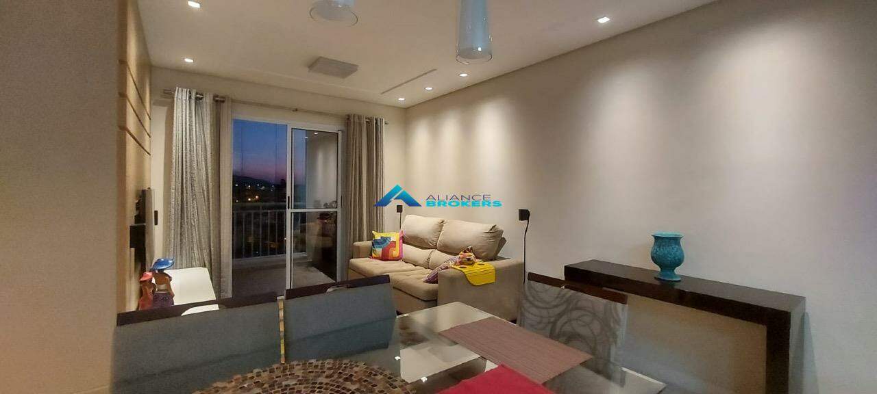 Apartamento à venda com 3 quartos, 83m² - Foto 2