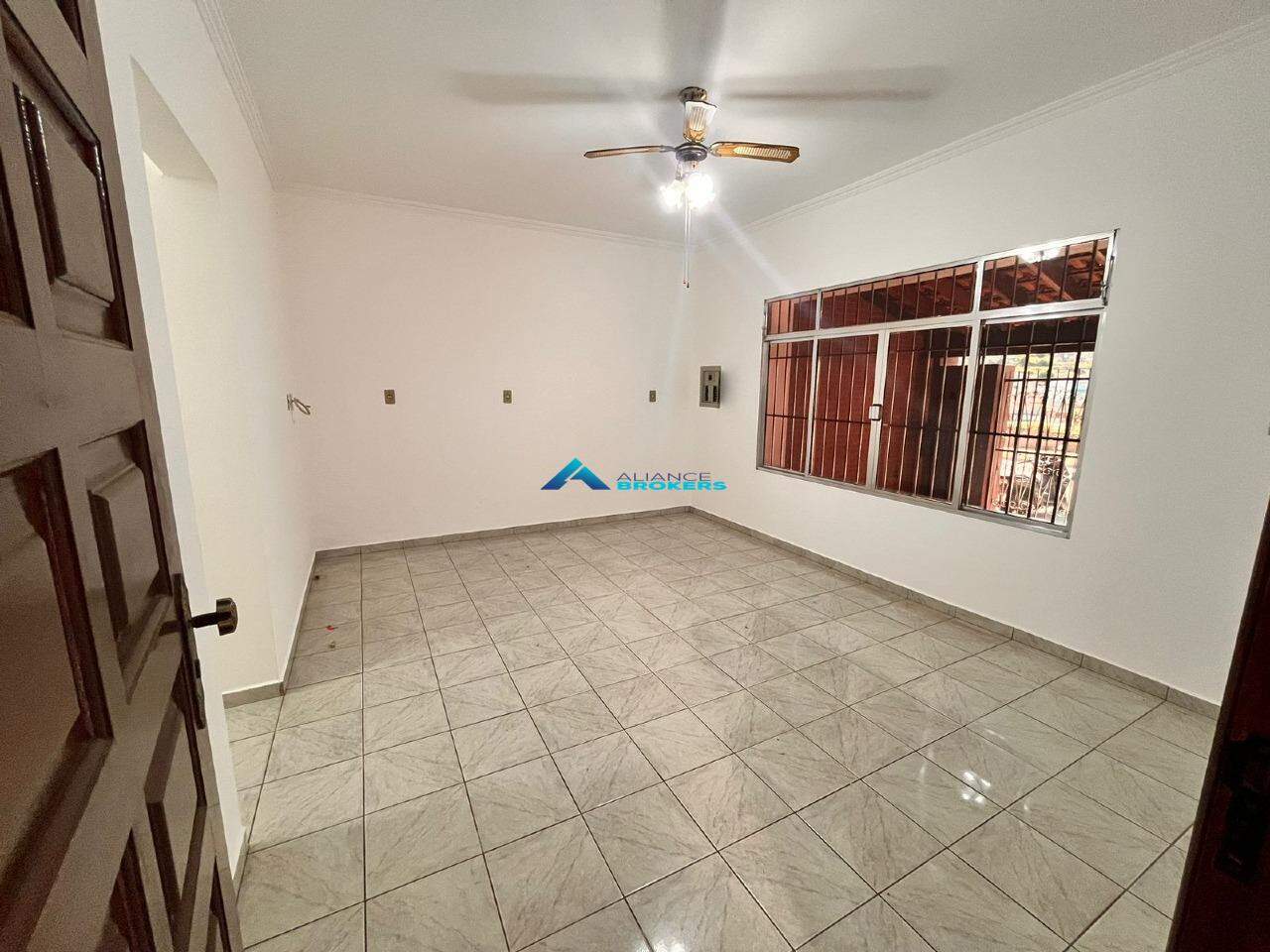 Casa, 3 quartos, 170 m² - Foto 3