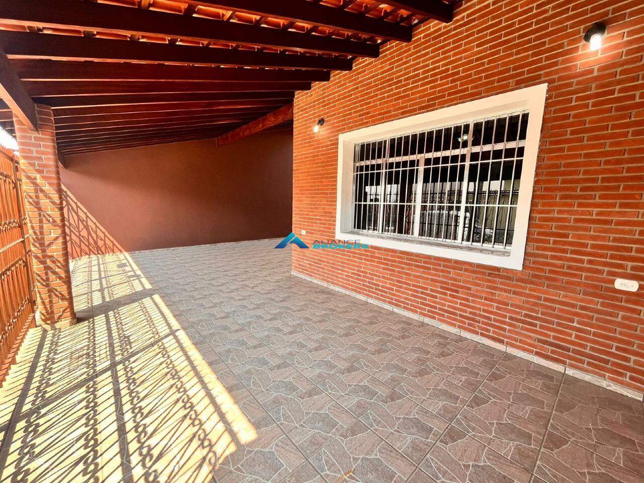 Casa, 3 quartos, 170 m² - Foto 2