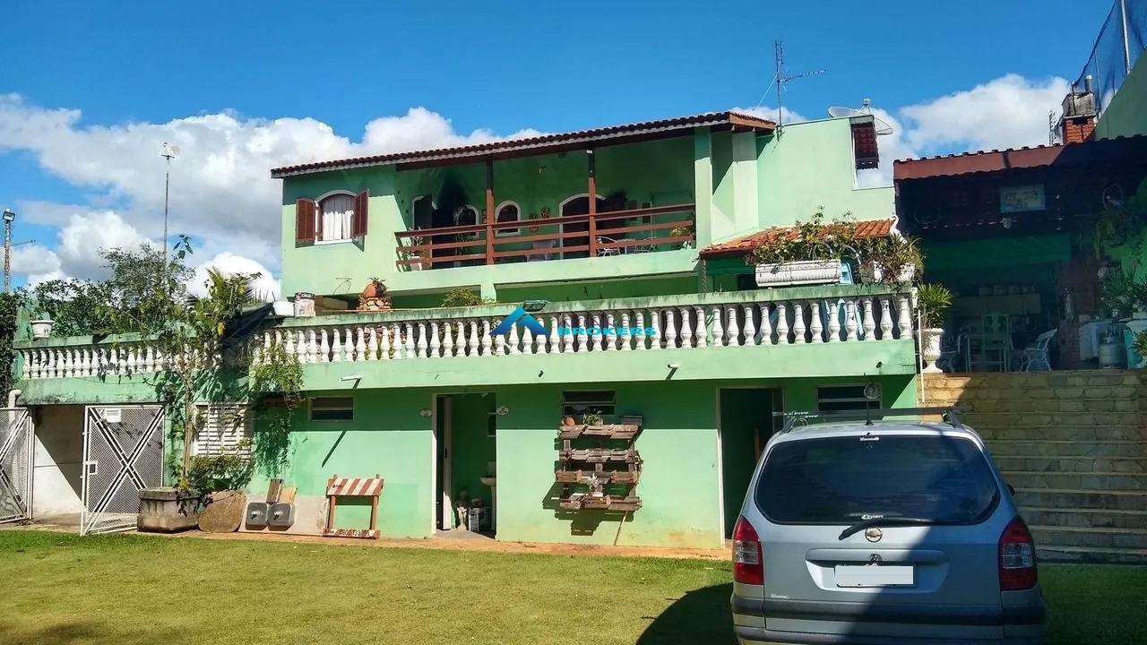 Casa, 3 quartos, 230 m² - Foto 1