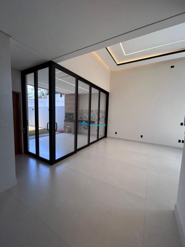 Casa, 3 quartos, 142 m² - Foto 3