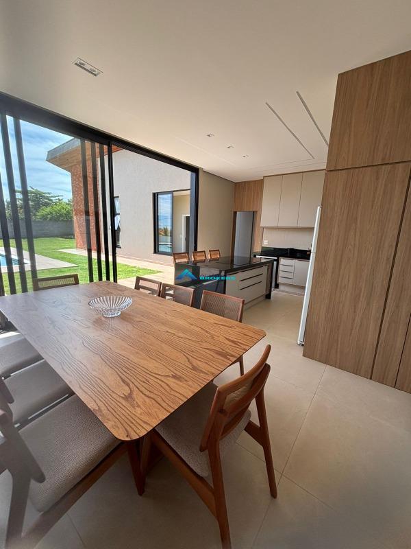 Casa, 3 quartos, 238 m² - Foto 21