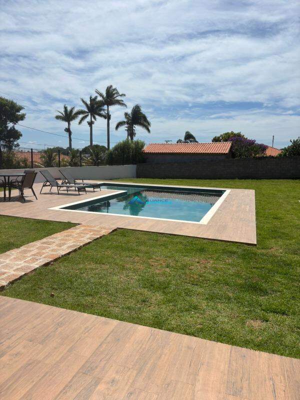 Casa, 3 quartos, 238 m² - Foto 2