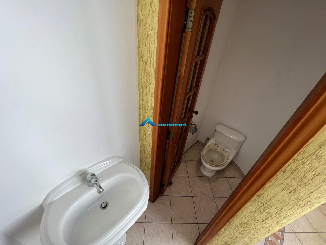 Casa, 3 quartos, 253 m² - Foto 30