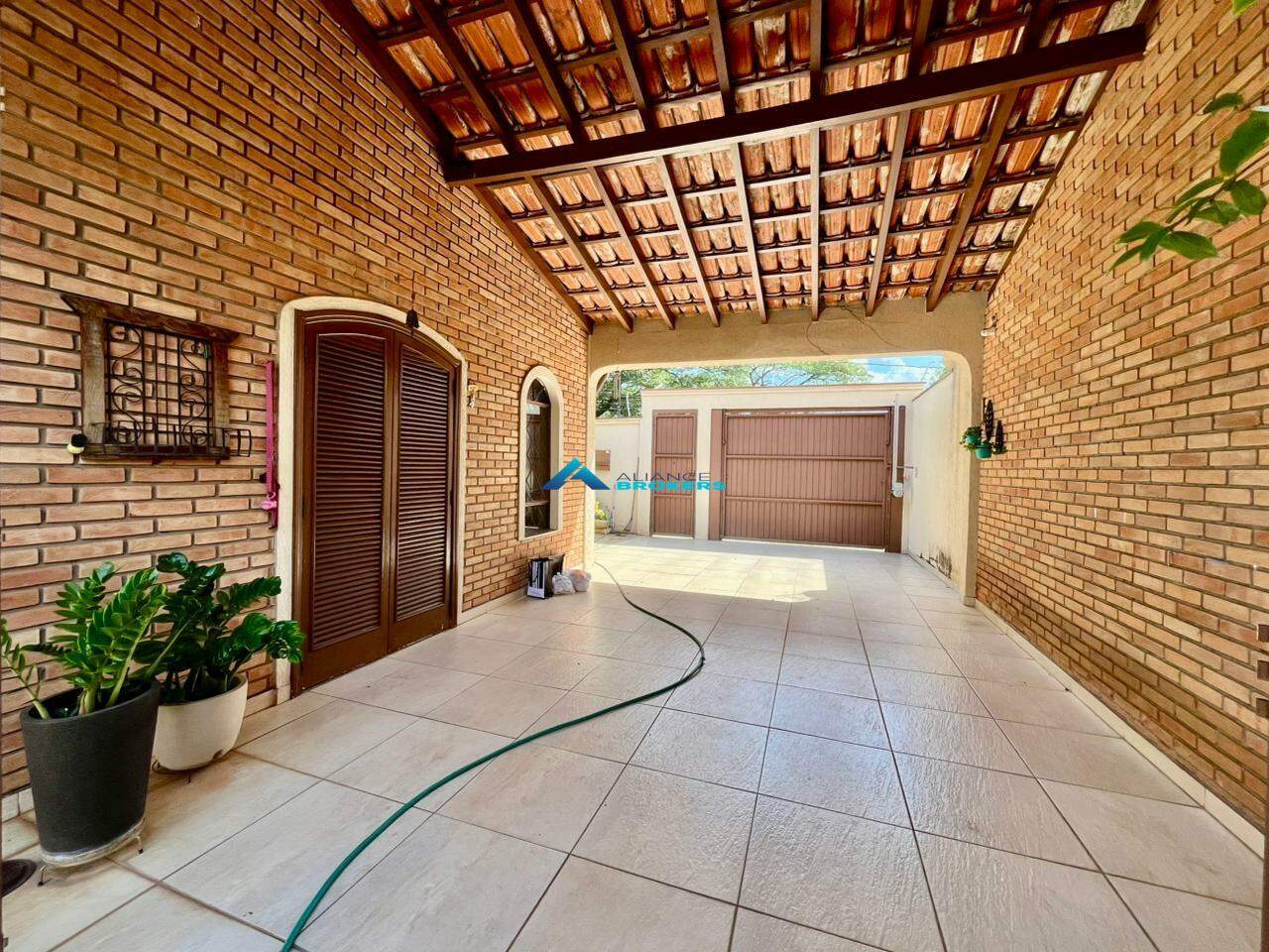 Casa, 3 quartos, 180 m² - Foto 3